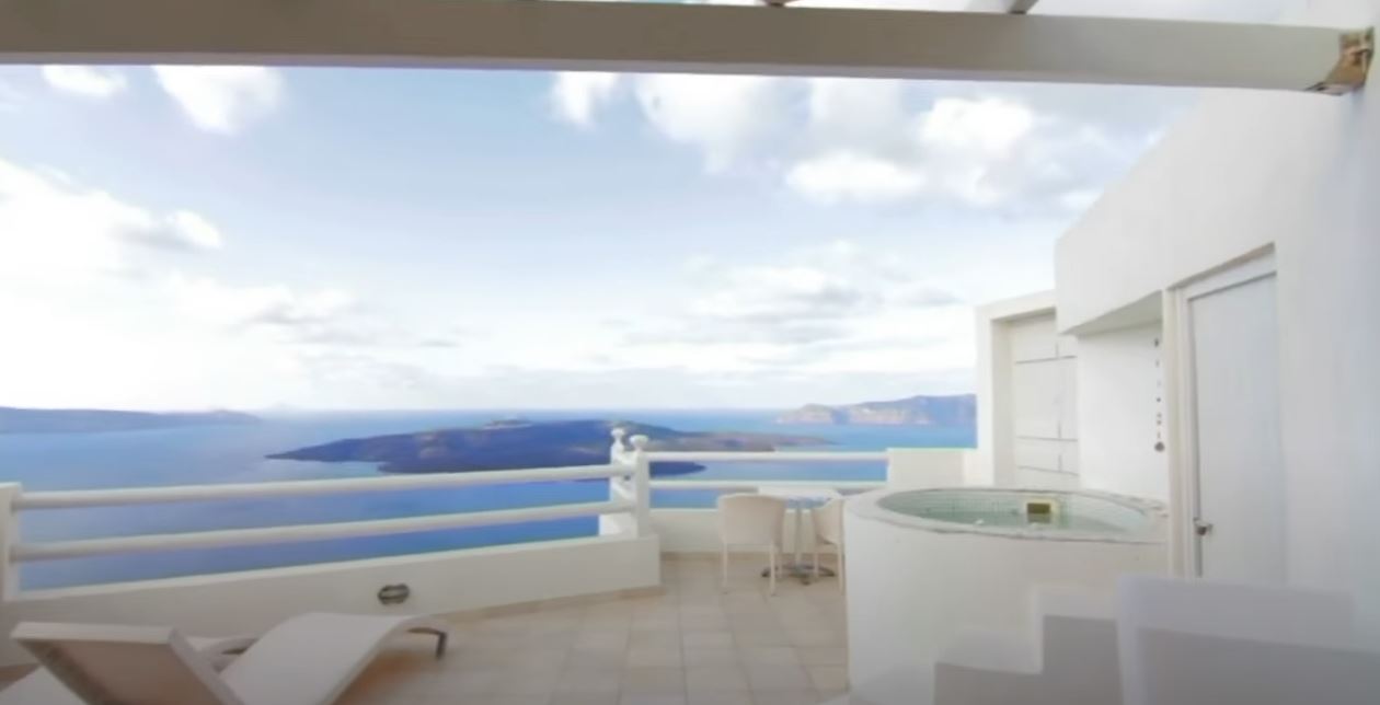  The Santorini Project: Worldwide delivered. Top hospitality in Santorini. Adamant Suites