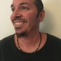 ΑΝΔΡΕΑΣ ΣΜΥΡΛΗΣ ΛΙΑΚΑΤΑΣ : ΟΙΝΟΛΟΓΟΣ , ΓΕΥΣΙΓΝΩΣΤΗΣ , ΔΗΜΙΟΥΡΓΟΣ ΤΗΣ ΜΕΓΑΛΗΣ ΠΑΝΕΛΛΑΔΙΚΗΣ ΔΡΑΣΗΣ AGORA PATHS