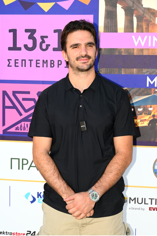 ΟΜΙΛΙΕΣ ΣΗΜΑΝΤΙΚΩΝ ΠΡΟΣΩΠΙΚΟΤΗΤΩΝ ΣΤΙΣ ΔΙΗΜΕΡΕΣ LIVE COOKING ΕΠΙΔΕΙΞΕΙΣ ΠΑΝΩ ΣΤΗΝ ΠΛΑΤΕΙΑ ΣΥΝΤΑΓΜΑΤΟΣ : ΕΥΑΓΓΕΛΟΣ ΝΙΚΟΛΟΥ / ΓΕΩΠΟΝΟΣ – ΟΙΝΟΛΟΓΟΣ  #ΤΟ ΣΥΝΘΗΜΑ ΤΟΥ ACTION IN GREECE “ΠΑΜΕ ΠΛΑΤΕΙΑ” ΑΦΗΣΕ ΕΠΟΧΗ!